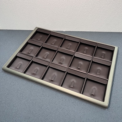 355*255*25mmブラウンPUの宝石類の皿はリング イヤリングの吊り下げ式のネックレスのために表示する