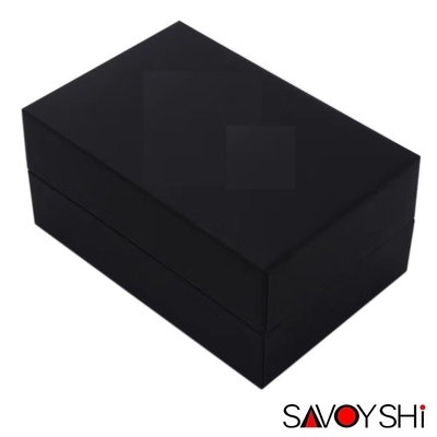 ゴムと包む黒いLeatheretteのギフトの荷箱のカフスボタン箱
